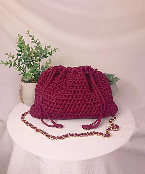 Sac à main crocheté chaîne dorée